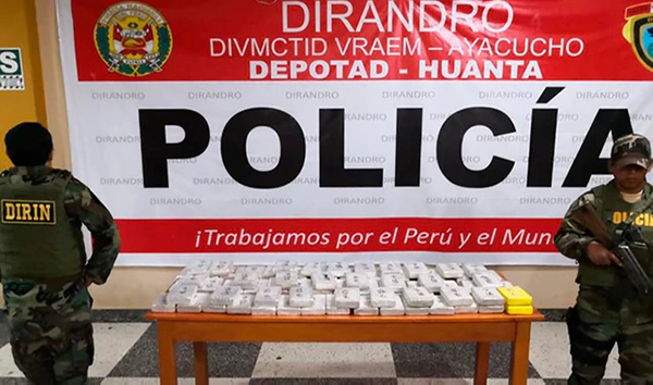 Ayacucho: narcotraficantes huyen por barranco tras intensa persecución en el Vraem