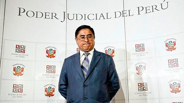 Juez César Hinostroza es suspendido indefinidamente sin goce de haber por el CNM