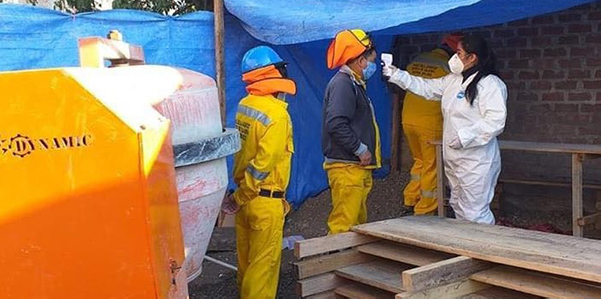 Municipalidad de Talavera desinfecta ambientes de obra Ovalo de la Juventud