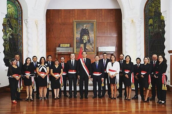 Salvador del Solar juró como nuevo titular de gabinete ministerial con 9 mujeres