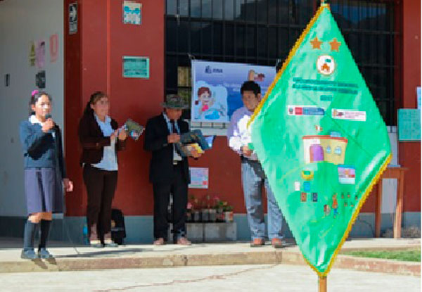 DREA premió a institución educativa de Toraya por destacar en enfoque ambiental