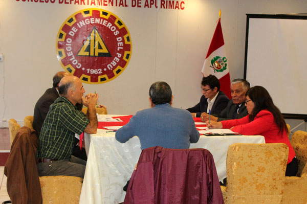 Colegio de Ingenieros de Apurímac convoca a asamblea para analizar situación de títulos y grados bamba