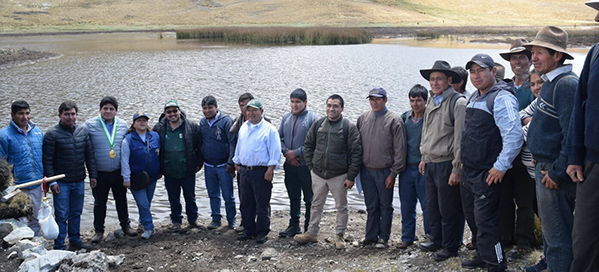 Municipalidad de Curahuasi y Sierra Azul hacen realidad siembra y cosecha de agua 