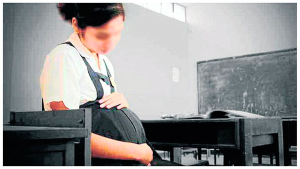 Huánuco: Alertan sobre 16 escolares embarazadas en dos colegios