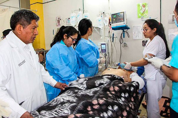 Ayacucho: Pacientes graves viven drama para recuperarse tras despiste del bus 