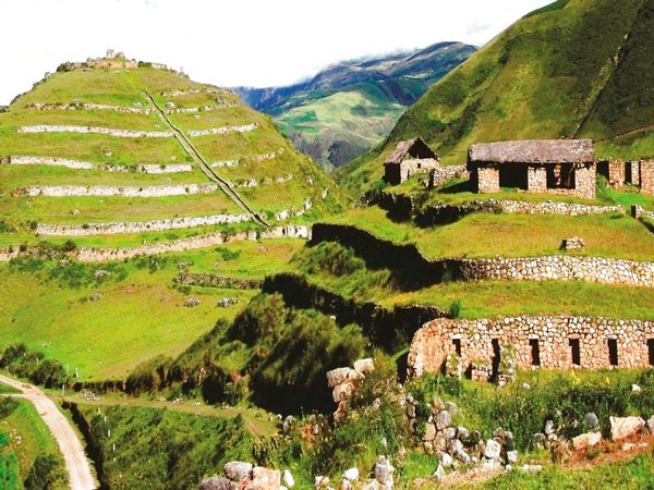 Gobierno Regional pondrá en valor la laguna de Pacucha y el complejo arqueológico Sóndor