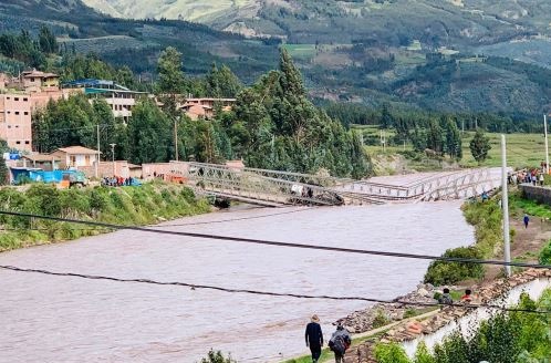 Cusco: colapso de puente bailey en Urcos deja dos heridos