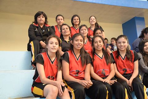I.E. Santa Rosa de Abancay, campeÃ³nas regionales en el deporte de bÃ¡squet damas.