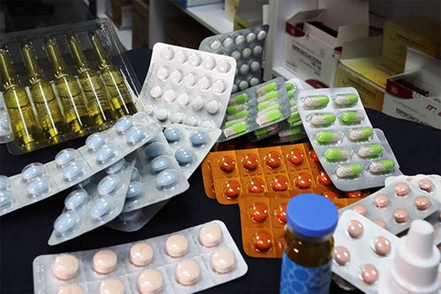 Farmacias venderán obligatoriamente genéricos para tratar covid-19