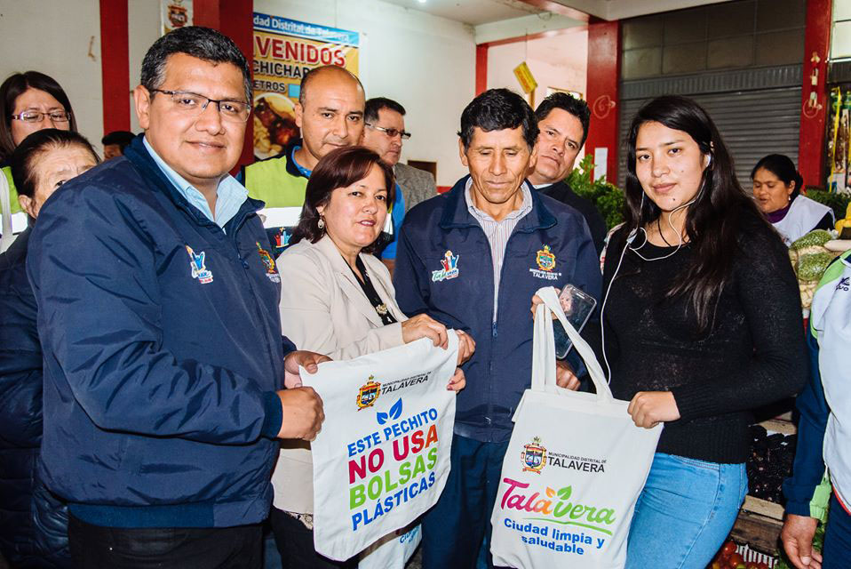 Municipio de Talavera Incentiva a la población a usar bolsas reutilizables.