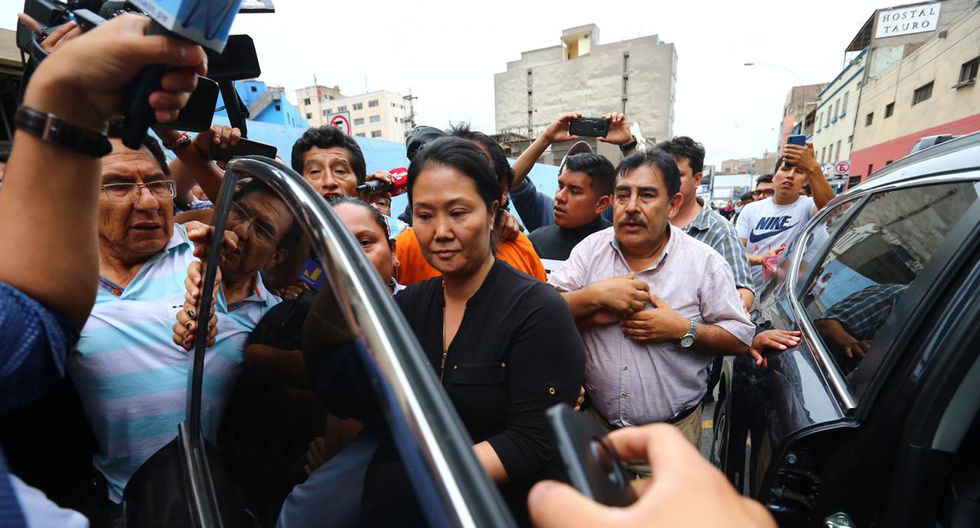 Keiko Fujimori, lideresa de Fuerza Popular, regresa a prisión por 15 meses.