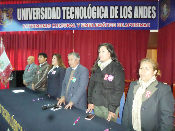 UTEA Andahuaylas brindó cálido homenaje al docente universitario uteino