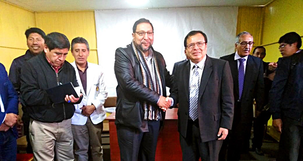 Gobernador de Apurímac presenta a nuevo director de la UGEL Andahuaylas