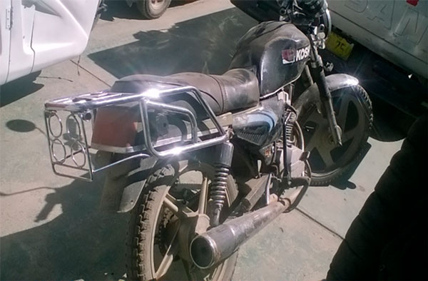 En Andahuaylas, personal policial logrò hallar una motocicleta lineal abandonada.