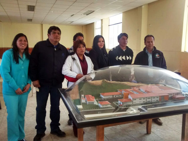MINSA Y GRA presentaron maqueta de nuevo hospital a Chalhuahuacho.