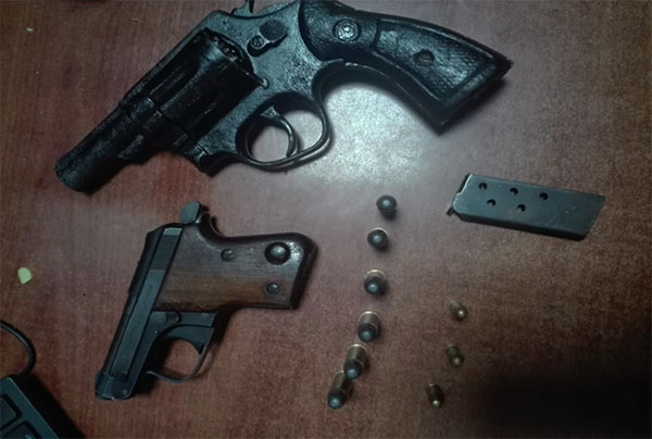 En Abancay la Policia Nacional halló dos armas de fuego en  techo de un inmueble.