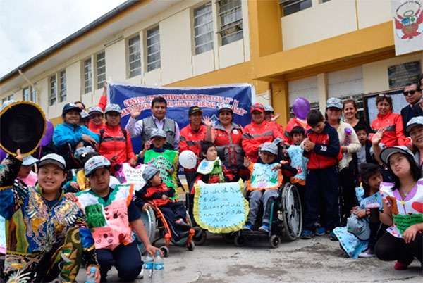 Niños especiales visitaron la Dirección Regional de Salud De Apurímac