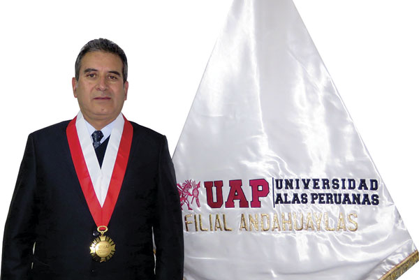 UAP Dr. Carlos Fernando Truyenque es Nuevo director general de la UAP