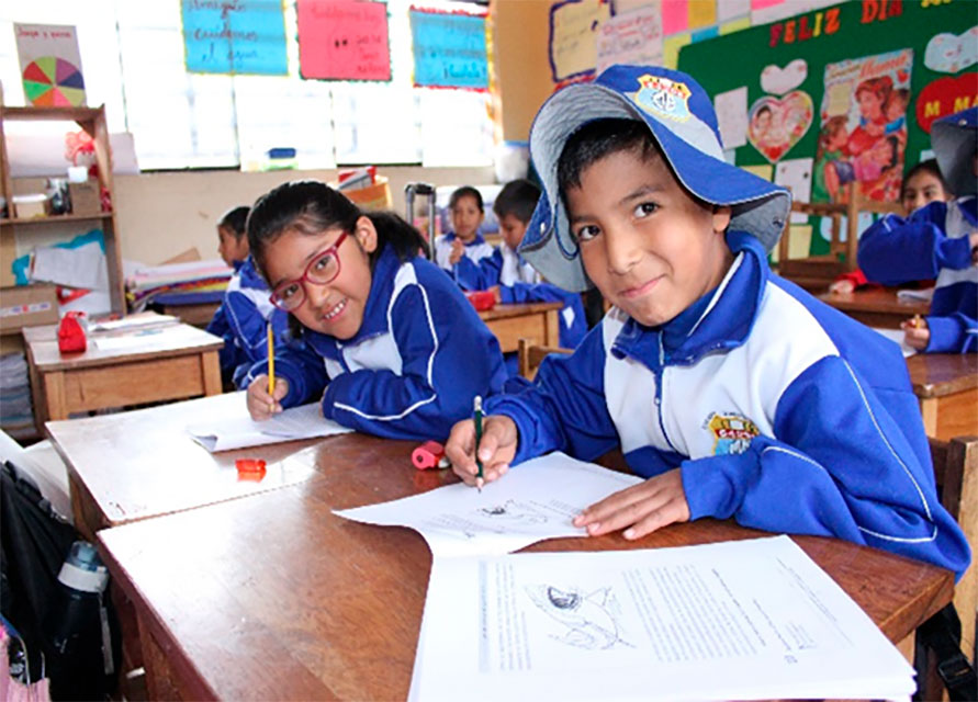 57 mil estudiantes  de la Región Apurímac  participan en la  primera evaluación Regional De aprendizajes 2017.