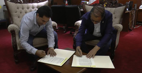 Municipalidad de Andahuaylas y Ate firman convenio de cooperación.
