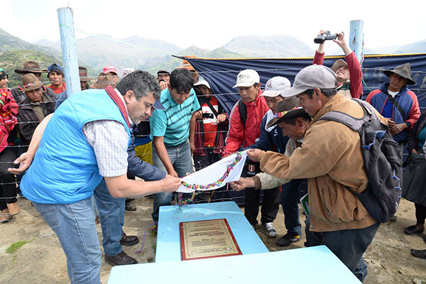 Gobierno Regional de Apurímac inauguro infraestructura de riego en el Distrito de Curasco.