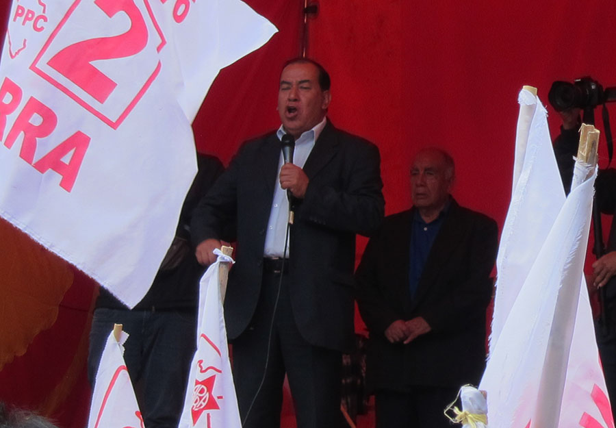 Luis BeltrÃ¡n Barra Pacheco: De critico a defensor de Venegas.