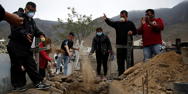 COVID-19: Perú acumula 17.455 decesos tras admitir un subregistro de 3.688 muertes
