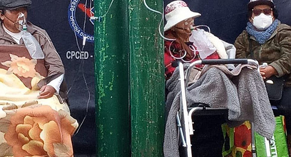 Arequipa: enfermos COVID-19 mueren esperando atención y oxígeno
