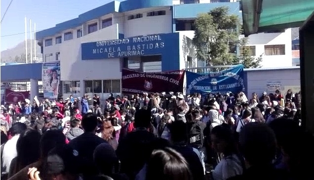 Sociedad civil de Abancay y estudiantes convocan a movilización exigiendo renuncia de rector