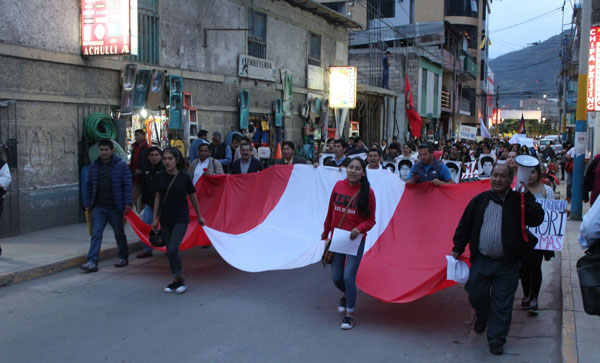 Abancay y Andahuaylas se suman a protesta nacional contra la corrupción
