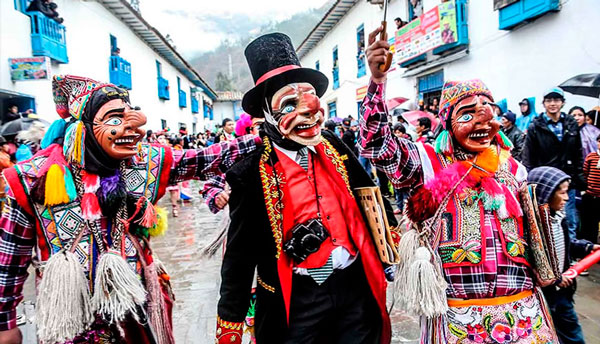 Gobierno declara Patrimonio Cultural de la Nación a las máscaras de Paucartambo
