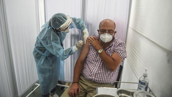 Ministro Ugarte: El lunes se inicia la vacunación contra el Covid-19 a los adultos mayores, personal de las FF.AA. y PNP