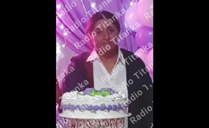 Asesinan a mujer a sangre fría y su esposo queda gravemente herido tras presunto robo, en Auquibamba