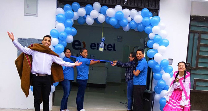 Entel abre su primera tienda en DÃ­az Barcenas 