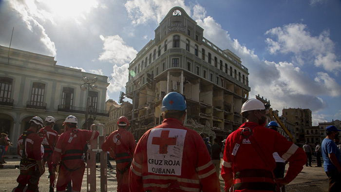 Aumenta a 31 el número de muertos por la explosión en el Hotel Saratoga de La Habana