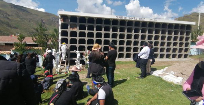 Huancavelica: cementerio general colapsó debido al incremento de fallecidos por Covid-19