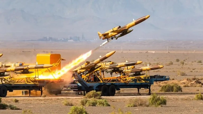 Irán desata represalia contra refinería saudí tras bombardeo de Israel a estratégico campo gasífero