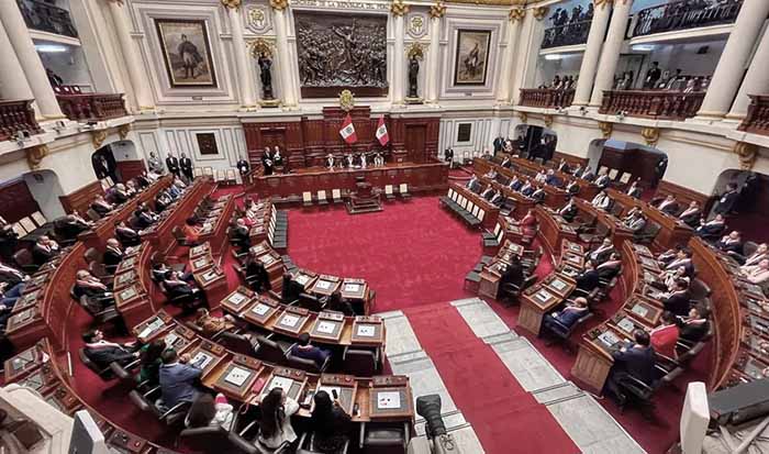 “Bancada Reinfo”: minería informal se metió al Congreso y quiere cambiar las reglas