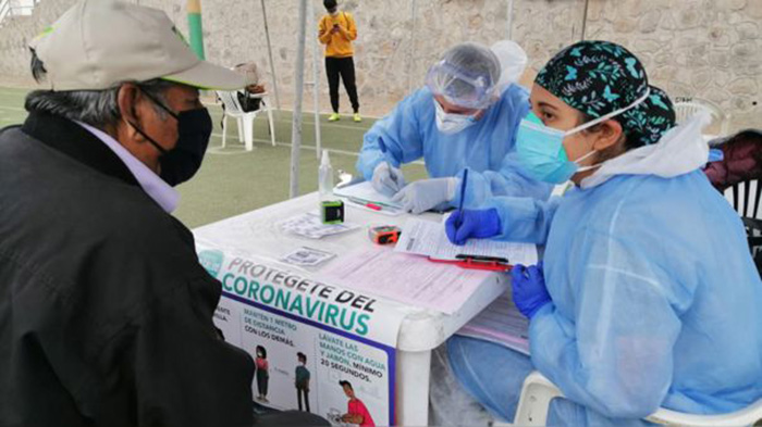 Perú llega a 960 368 casos de la COVID-19 y a 35 879 fallecidos