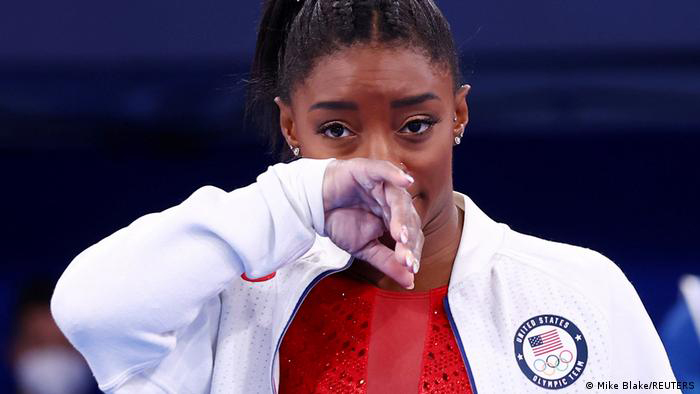 Simone Biles renuncia a competir en la final individual de gimnasia por problemas psicolÃ³gicos