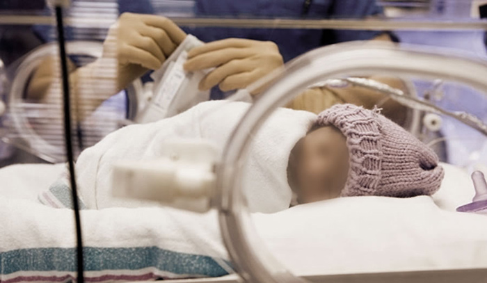 Puno: un bebé de dos meses y una niña de 8 años están hospitalizados con covid-19