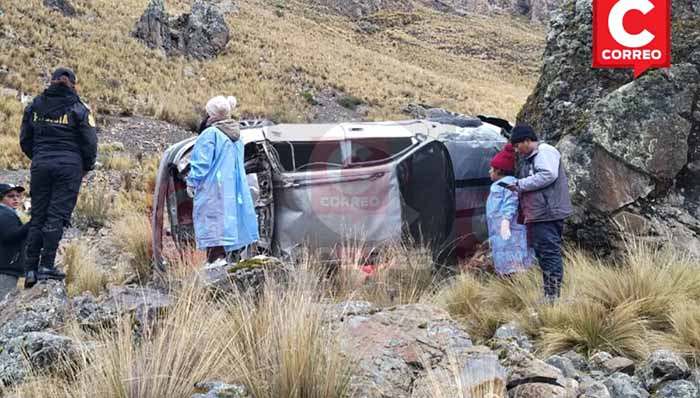 Huancavelica: comerciante y conductor volvían de fiesta y mueren en abismo