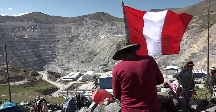 Las Bambas: dirigentes comunales amenazan tomar campamento minero en caso de no cerrarse el Congreso