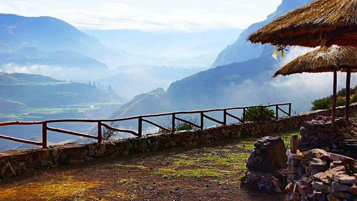 Arequipa: turista de 23 años cae a barranco de 400 metros en el Colca