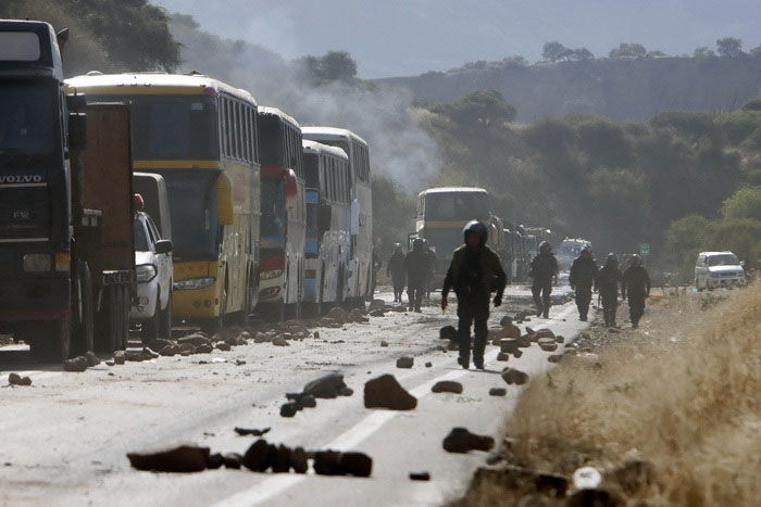 Bolivia: cinco muertos por choques entre policías y seguidores de Evo Morales