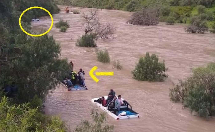 Camionetas son arrastradas por desborde de rÃ­o Antabamba tras intentar cruzarlo