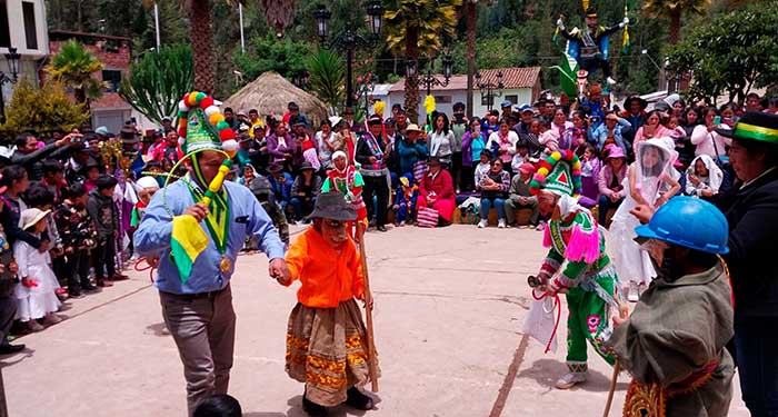 Organizan por primera vez festival de danza de negrillos en Huancaray