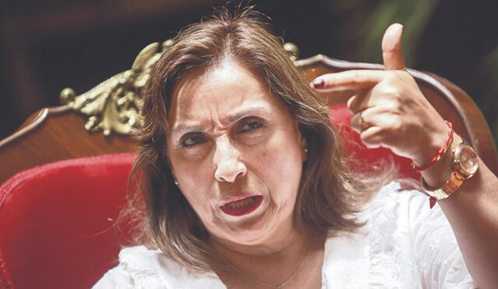 Dina Boluarte: presidenta habría recibido más de 1 millón de soles de origen desconocido, según informe de la UIF