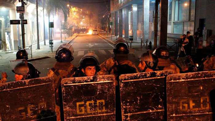 Al menos un muerto en la protesta contra el Gobierno de Paraguay por la gestión de la pandemia