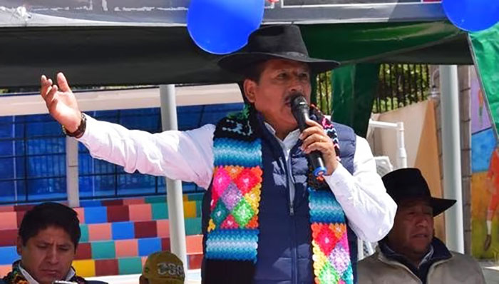 Huancavelica: gobernador regional pide a dirigentes no ahuyentar a los ministros